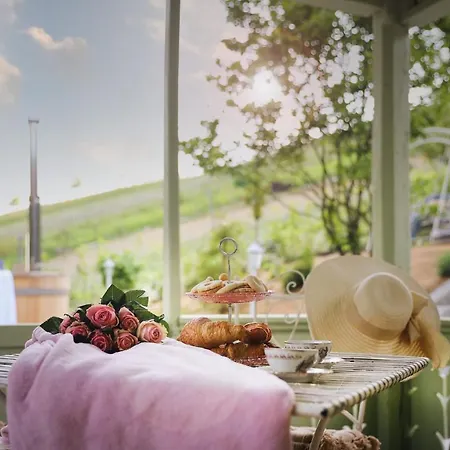 別荘 Vilma Vineyard レンダヴァ